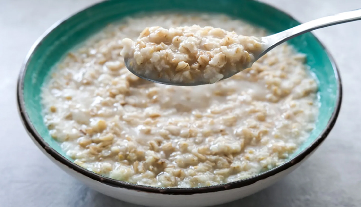 Is Oatmeal Good For Constipation? - lifeberrys.com