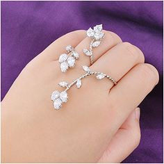 trending women rings,trending rings,colorful flower ring,heavy leaf ring,2 finger leaf ring,multicolored mirror ring,simple leaf band ring,fashion tips ,महिलाओं का फैशन, फैशन टिप्स, ट्रेंडी रिंग्स, शादियों में  फैशन 