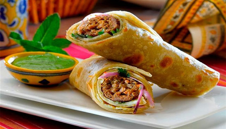 Kathi Kabab Roll Recipe - lifeberrys.com