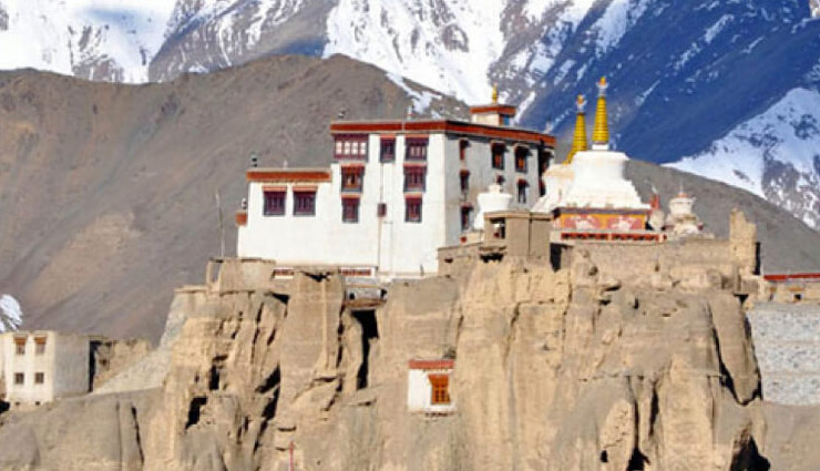 places to visit in ladakh,ladakh travel,best places in ladakh,ladakh tourist attractions,leh palace,pangong lake,khardung la,nubra valley,thiksey monastery,zanskar valley,hemis national park,shanti stupa,ladakh adventure,ladakh trekking,ladakh monasteries