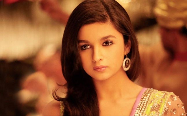 bollywood,alia bhatt,alia bhatt property,alia bhatt bunglow,alia bhatt property in mumbai ,बॉलीवुड,आलिया भट्ट