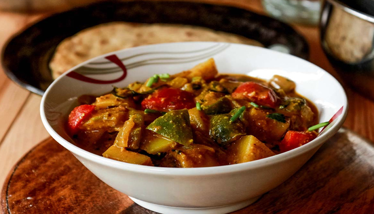 aloo capsicum sabji recipe,recipe,recipe in hindi,special recipe