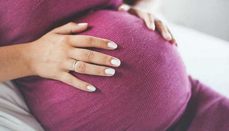 6-types-of-white-discharge-that-happens-during-pregnancy-lifeberrys