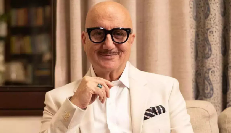 anupam kher,actor anupam kher,anupam kher office theft,anupam kher video,maine gandhi ko nahi mara,anupam kher fir