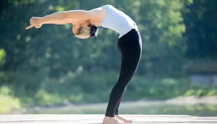 Amazing Health Benefits Of Performing Ardha Chakrasana Lifeberrys Com