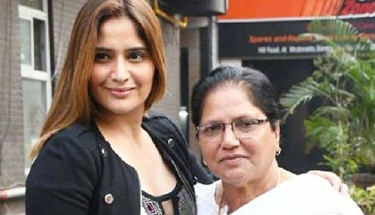 international mothers day,arjun kapoor,mona kapoor,arju kapoor mother,arti singh,govinda,arti mother,ankita lokhande,actress ankita lokhande,ankita mother