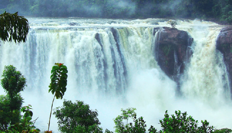 famous waterfalls in india,top waterfalls to visit in india,best waterfalls in india for nature lovers,waterfalls in india for adventure seekers,most beautiful waterfalls in india,popular indian waterfalls for tourists,top 10 waterfalls in india,hidden waterfalls in india,scenic waterfalls in india,waterfalls to visit during monsoon in india,waterfall treks in india,photogenic waterfalls in india,indias largest waterfalls,top waterfalls in western ghats india,famous waterfalls in south india,majestic waterfalls in north india,best waterfalls in