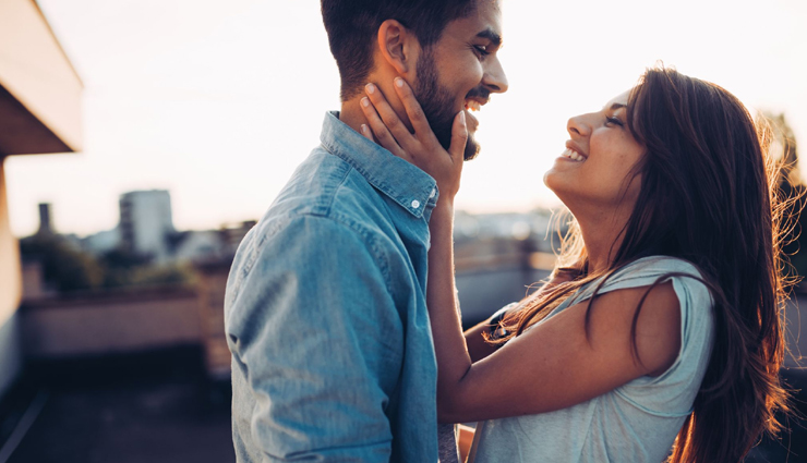 15 Different Ways Men Show You're Special To Him - lifeberrys.com