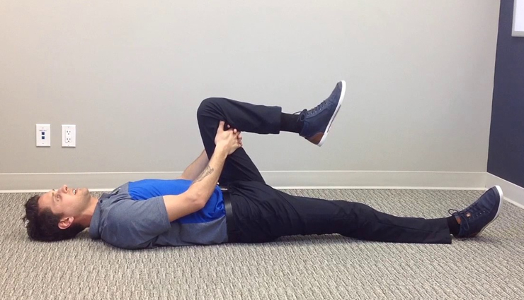 5 Simple Stretching Exercises To Get Relief From Back Pain - lifeberrys.com