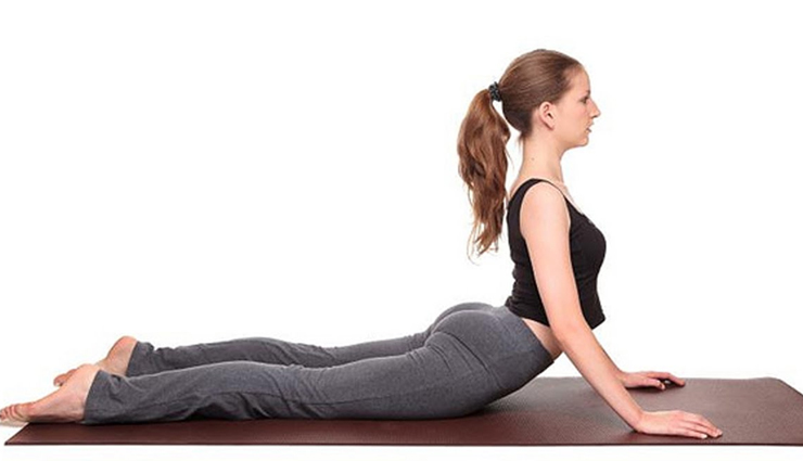 5 Health Benefits of Performing Bhujangasana Regularly - lifeberrys.com