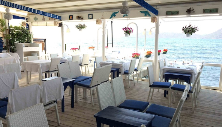 5 Restaurants To Visit Near By Beach in Bodrum - lifeberrys.com