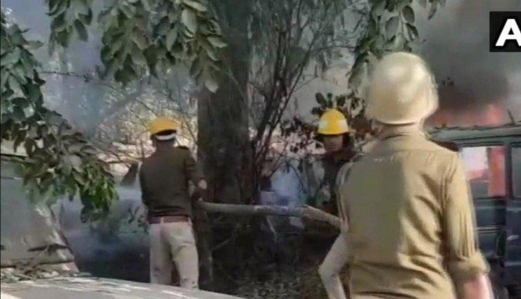 police inspector dead,clash with people,illegal slaughterhouses,bulandshahr ,पुलिस इंस्‍पेक्‍टर की मौत, भीड़ की हिंसा, अवैध बूचड़खाने, गोकशी, बुलंदशहर