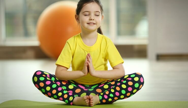 Yoga for Kids to Enhance Memory and Focus - lifeberrys.com