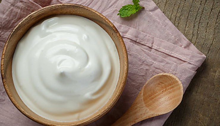 7 Reasons Why You Include Curd In Your Everyday Diet - lifeberrys.com