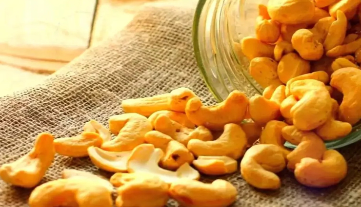 health-benefits-of-cashew-nuts-during-pregnancy-lifeberrys