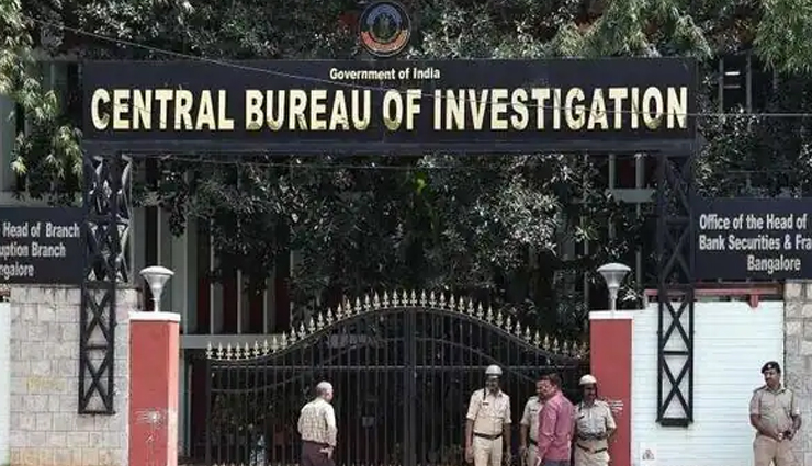 CBI का TMC नेताओं पर शिकंजा, मंत्री व विधायक के आवास पर छापा