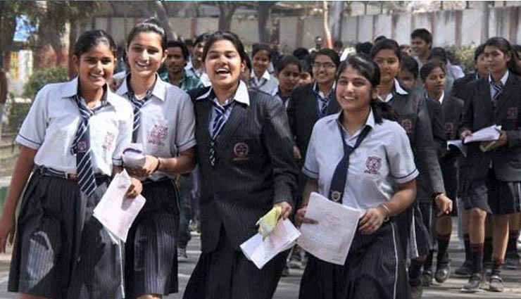 अंग्रेजी का पेपर देने वाले 10वीं के सभी छात्रों को CBSE ने दी बड़ी राहत, मिलेंगे दो अंक