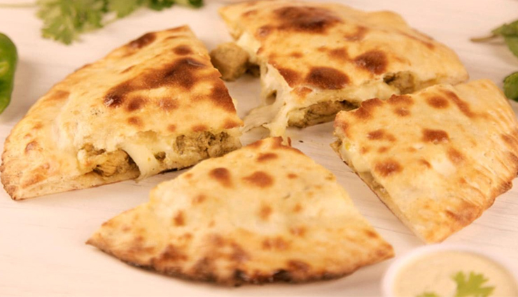 cheese paratha,cheese paratha tasty,cheese paratha delicious,cheese paratha lunch,cheese paratha dinner,cheese paratha breakfast,cheese paratha ingredients,cheese paratha recipe,cheese paratha children