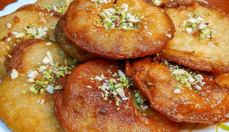 छेना मालपुआ : इसे चाहने वालों की नहीं कोई कमी, खास मौकों पर बढ़ जाती है स्वीट डिश की मांग #Recipe