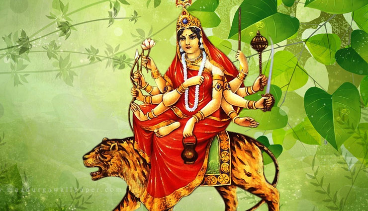 Navratri Special 2019 : माता चंद्रघंटा करती है भक्तों के कष्टों का निवारण, इन मंत्रों के जाप से प्रसन्न होंगी देवी मां