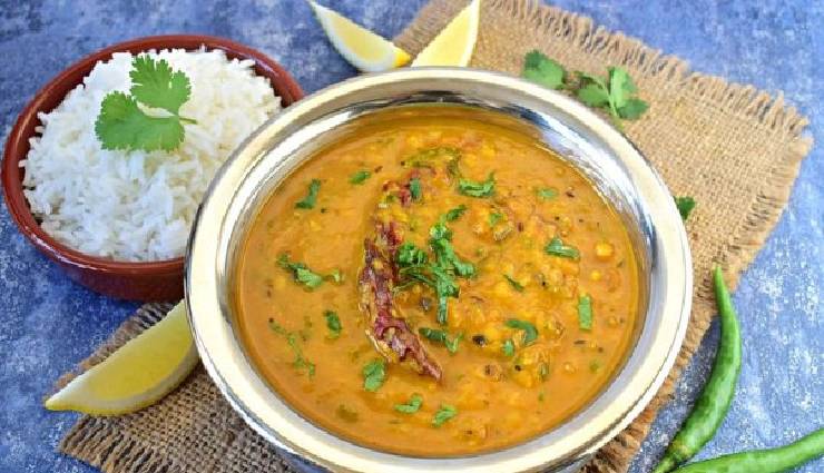 dal dhokli,dal dhokli ingredients,dal dhokli recipe,dal dhokli gujarati dish,dal dhokli material,arhar ki dal