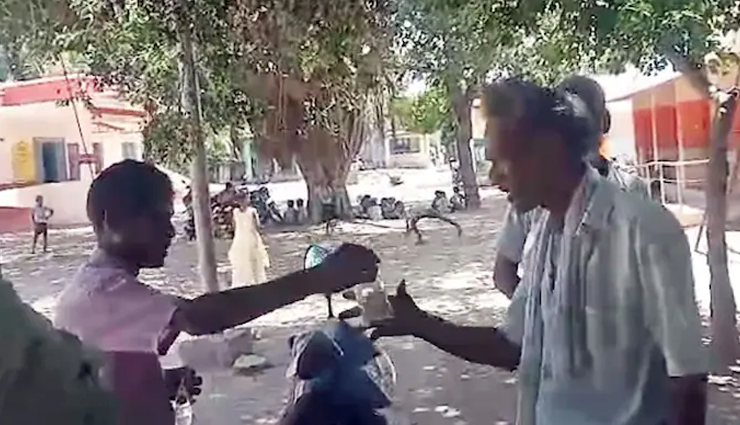 तमिलनाडु : पैकेट में बांटी गई शराब पीने से 3 लोग बीमार, एक की हालत गम्भीर