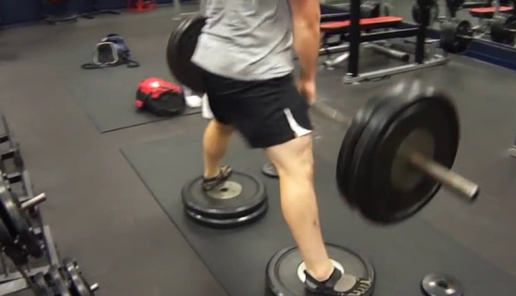 How To Do Sumo Deadlifts Variations Benefits And Common Mistakes