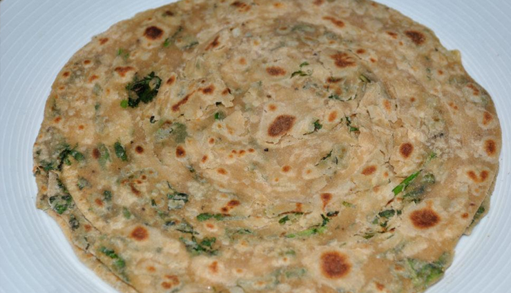 dhaniya paratha,dhaniya paratha breakfast,dhaniya paratha unique taste,dhaniya paratha different taste,dhaniya paratha chutney,dhaniya paratha ingredients,dhaniya paratha recipe,dhaniya paratha spicy dish,coriander