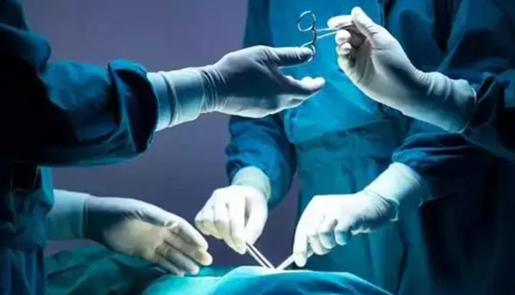 ठाणे के डॉक्टरों ने पैर की जगह लड़के के प्राइवेट पार्ट की सर्जरी की, माता-पिता का दावा