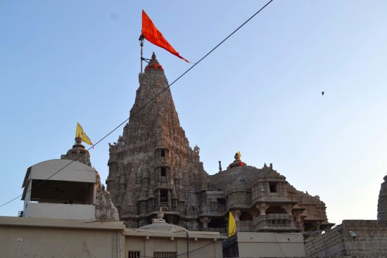 dwarkadhish temple,dhwaj,janmashtami special ,द्वारकाधीशजी, ध्वज,द्वारकाधीश मंदिर,कृष्ण जन्माष्टमी