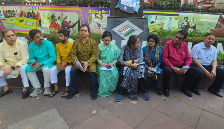 tmc mps protest outside election commission,demand removal of ed,cbi chief,police detained