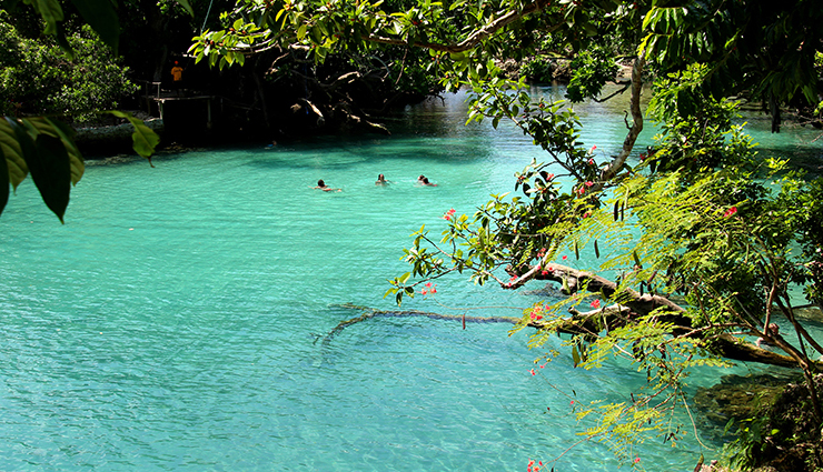 efate island tour