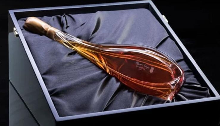 weird news,weird information,weird wine,worlds most expensive wine,essencia 2008 decanter ,अनोखी खबर, अनोखी जानकारी, अनोखी शराब, दुनिया की बसे महंगी शराब, इसेंसिया 2008 डिसेंटर