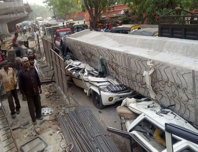 pillar,varanasi,flyover ,वाराणसी,निर्माणाधीन फ्लाईओवर