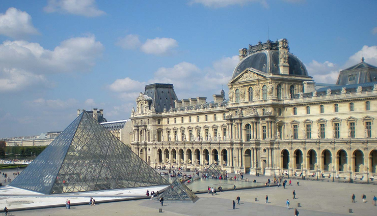 5 Famous French Monuments You Must Visit - lifeberrys.com