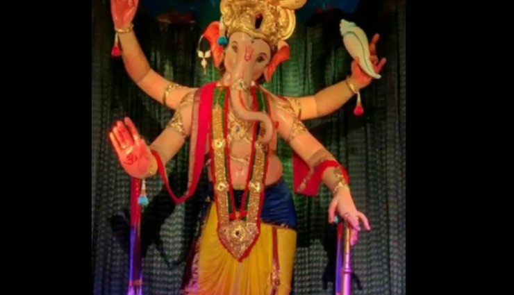 Ganesh Chaturthi 2018 : 'गणेश गैली' मुम्बई का राजा जाना जाता है अपनी विशेषताओं के लिए 