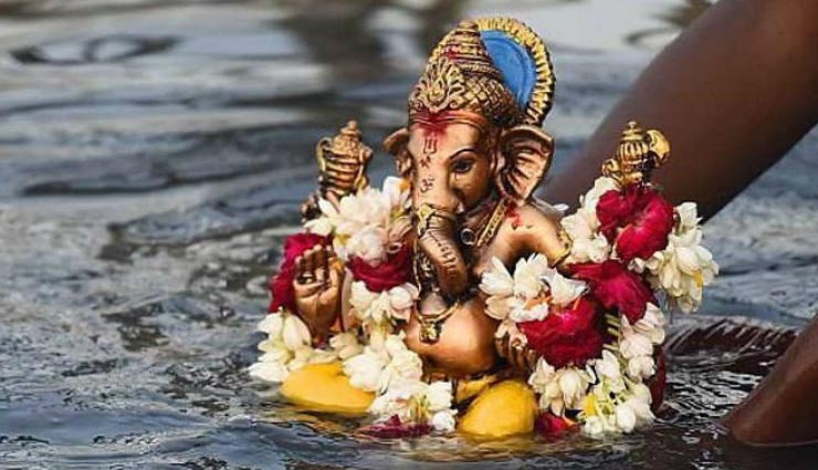 Ganesh Chaturthi 2024 : जीवन के सारे कष्ट होंगे दूर, गणेशोत्सव के इन 10 दिनों में करें ये उपाय