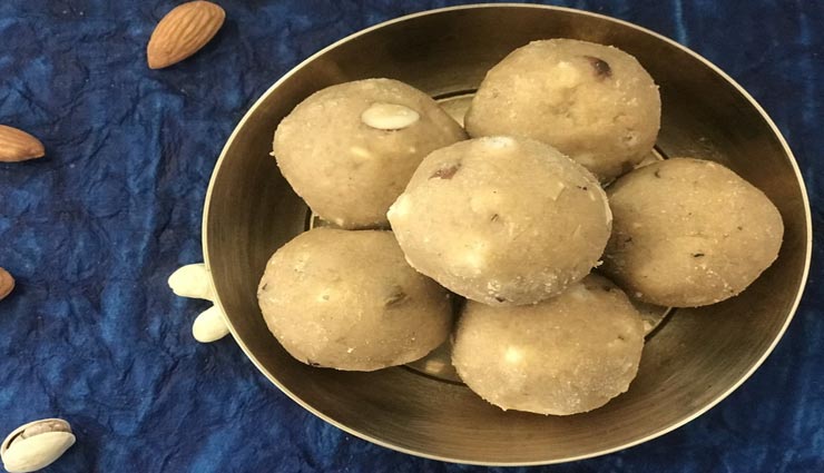 सर्दियों में बनाए जाते हैं 'गोंद के लड्डू', स्वाद के साथ मिलती है सेहत #Recipe