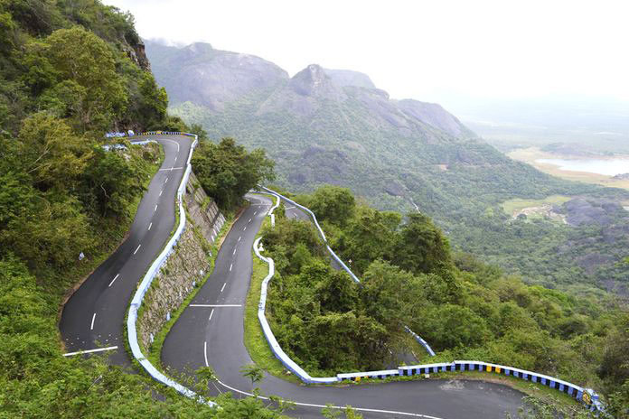 5-breathtaking-hill-stations-to-visit-near-tamil-nadu-lifeberrys