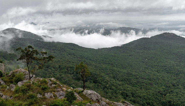 karnataka hill stations scenic views,mesmerizing views in karnataka hills,best viewpoints in karnataka hill stations,scenic beauty of karnataka hill stations,stunning vistas in karnataka mountains,picturesque hill stations in karnataka,karnataka hilltop panoramas,breathtaking sights in karnataka hills,karnataka scenic mountain landscapes,karnataka hills and mesmerizing views