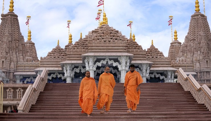 दुबई के फेमस हिन्दू मंदिर: भारतीय टूरिस्ट्स के लिए एक शानदार अनुभव