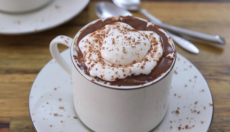 Hot Chocolate देगी आपको सर्दियों का मजा, अपनी क्रिसमस पार्टी में करें शामिल #Recipe