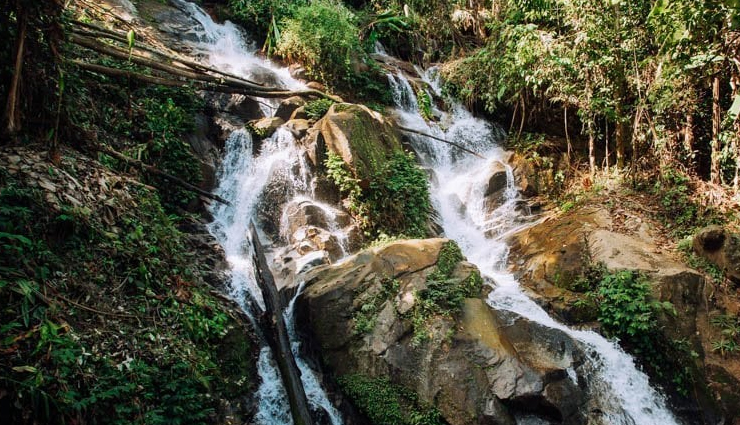 10 Spectacular Waterfalls to Explore in Thailand - lifeberrys.com