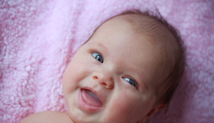 common-reasons-why-babies-stick-their-tongues-out-lifeberrys