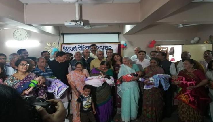 weird news,weird idea,senior citizens adopt orphan kids,ahmedabad news ,अनोखी खबर, अनोखा आईडिया, वृद्धाश्रम द्वारा अनाथ बच्चों को गोद लेना, अहमदाबाद की खबर