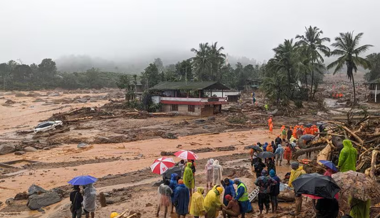 wayanad landslide,emergency services,armed forces pressed into service,kerala  news