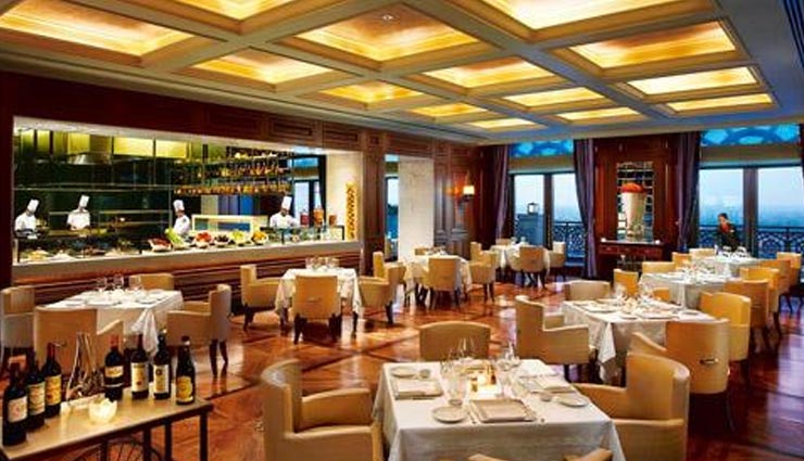 5 most expensive restaurant of india,yuuka palladium palace mumabai,taj falaknuma palace,san gimignano imperial,le cirque leela palace,zodiac grill ,महंगे रेस्टोरेंट 