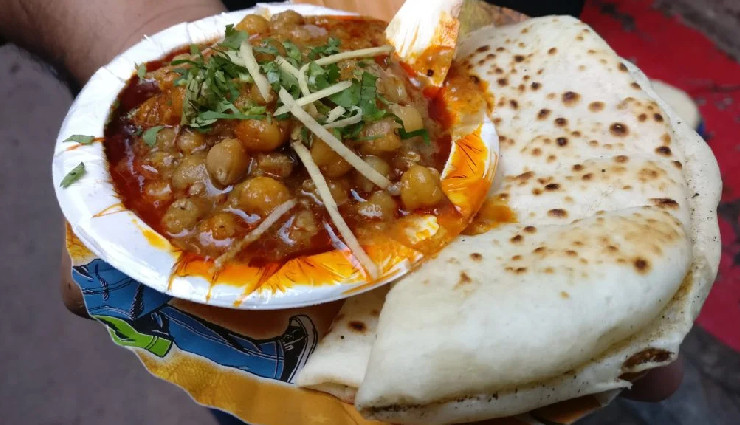 chandni chowk delhi,food lovers paradise,must-try delicacies,delhi street food,chandni chowk famous foods,best food in chandni chowk,delhi culinary delights,top street food in delhi,chandni chowk food tour,foodie spots in chandni chowk