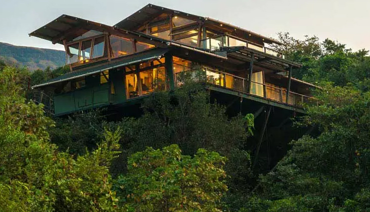 6 Most Amazing Tree House Resorts For Relaxing Vacation in India ...