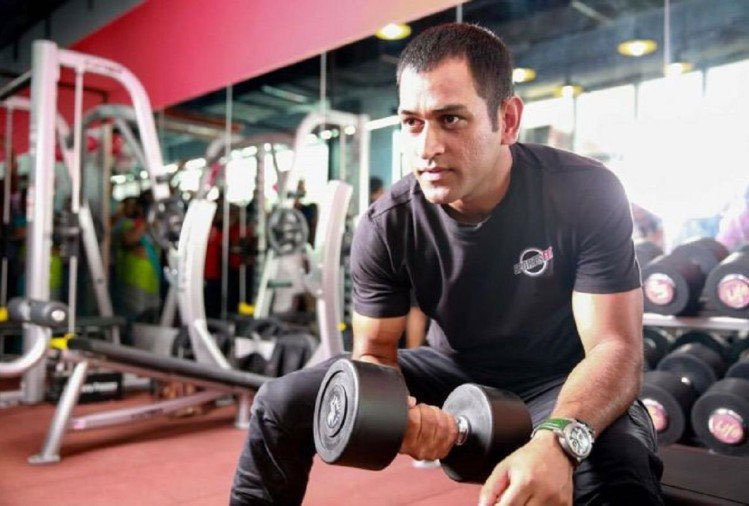 mahendra singh dhoni,mahendra singh dhoni fitness fitness tips,celebrity fitness,ms dhoni birthday,mahendra singh dhoni birthday,cricket ,महेंद्र सिंह धोनी,महेंद्र सिंह धोनी जन्मदिन,क्रिकेट